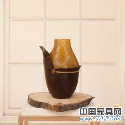 使用天然動物、植物聚合物制作的Botanica系列器皿