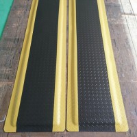 防疲勞地墊中間棉好壞區(qū)分，防靜電抗疲勞墊，無味防靜電桌墊
